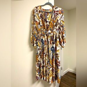 Beautiful florar coverup size 8 Studio F Colombian brand